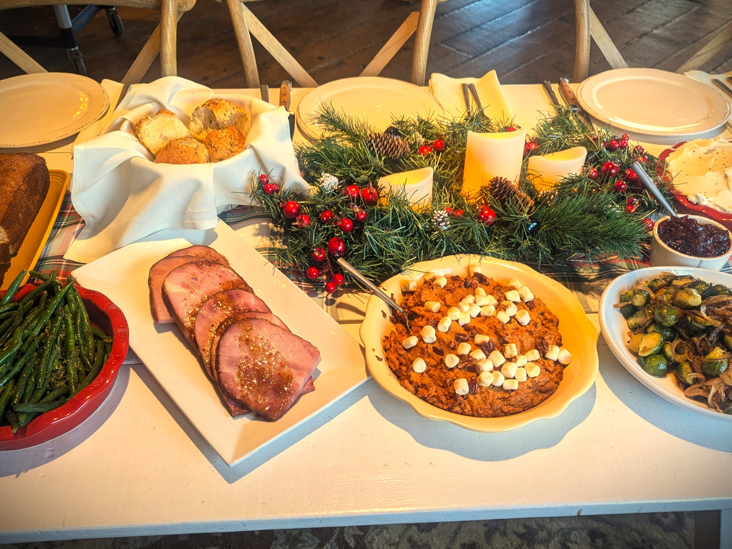 Glazed Ham Dinner - Four Person Meal